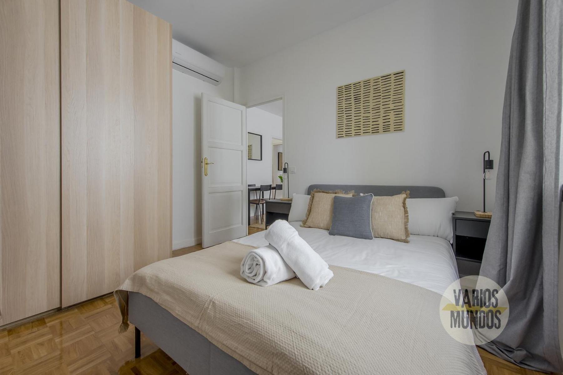 Practico Apt 7Pax En Calle Santa Ana Centro De Мадрид Екстер'єр фото